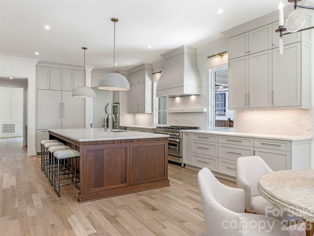 6740 Newhall Road, Charlotte, NC 28270