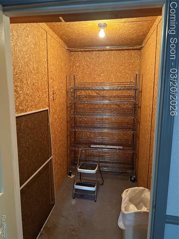 3553 Port Cove Drive 34, Waterford, MI 48328