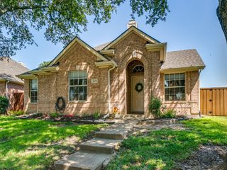 3673 Stockton Drive, Carrollton, TX 75010