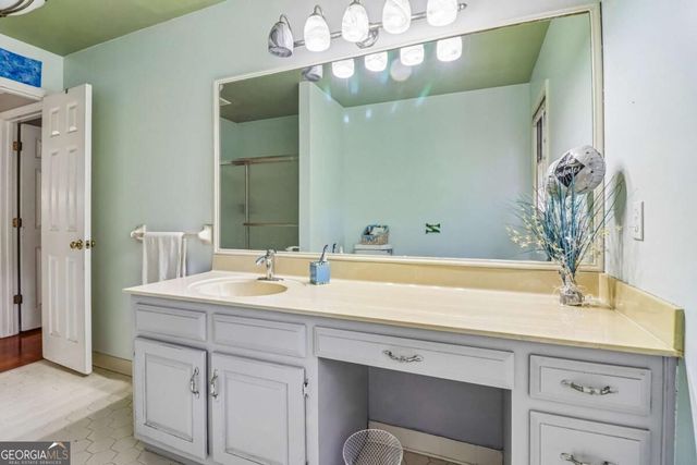 415 Holly Stream Trail, Roswell, GA 30075