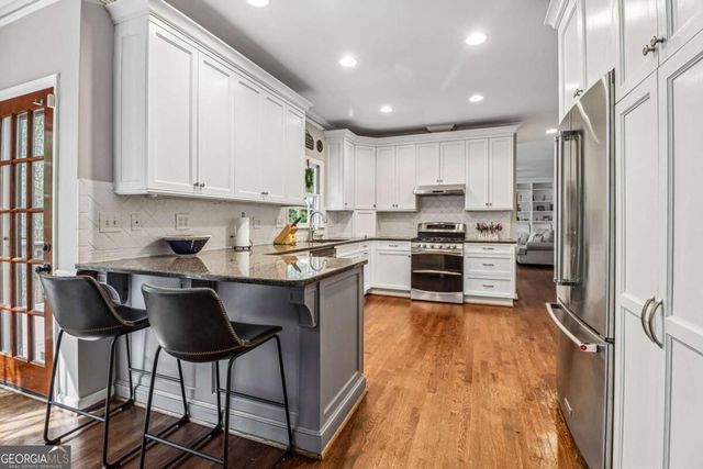 415 Holly Stream Trail, Roswell, GA 30075