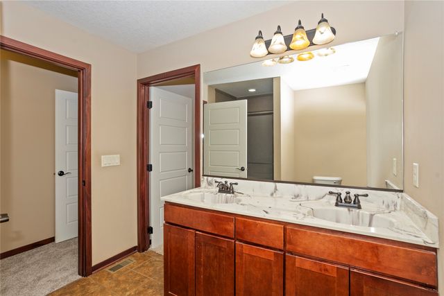 908 SE Trail Ridge Road, Grimes, IA 50111