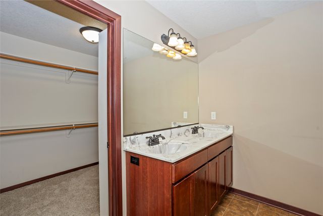 908 SE Trail Ridge Road, Grimes, IA 50111