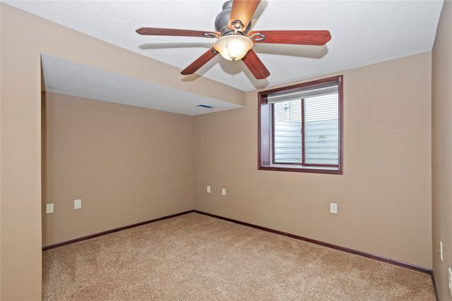 908 SE Trail Ridge Road, Grimes, IA 50111