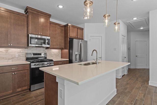 5250 Big Dipper Drive, Iowa Colony, TX 77583