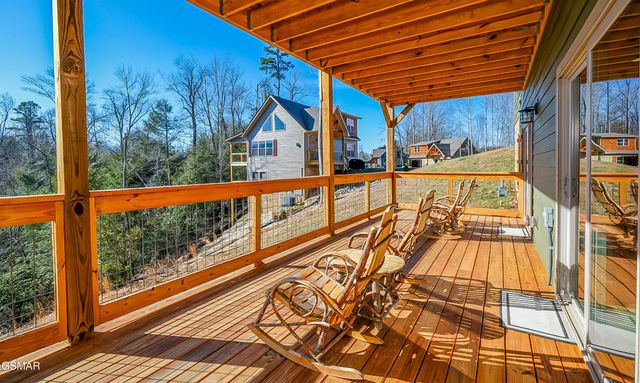 408 Potters Ridge Road, Gatlinburg, TN 37738