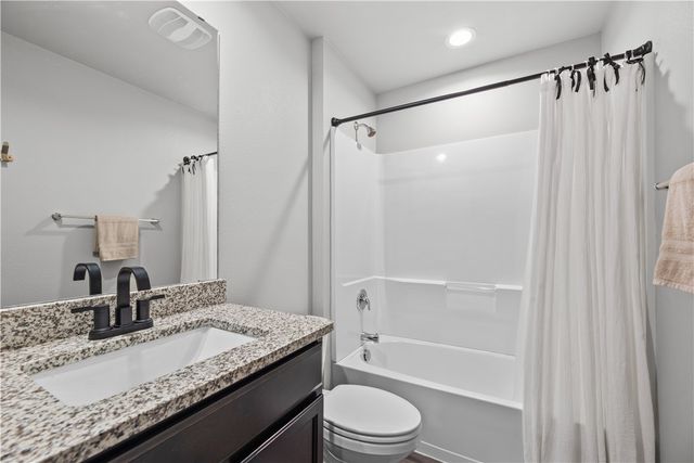 7409 Star Gazer Dr, Corpus Christi, TX 78414