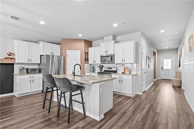 7409 Star Gazer Dr, Corpus Christi, TX 78414