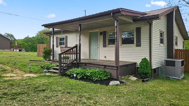 4390 S Bunker Hill Rd, Cookeville, TN 38506