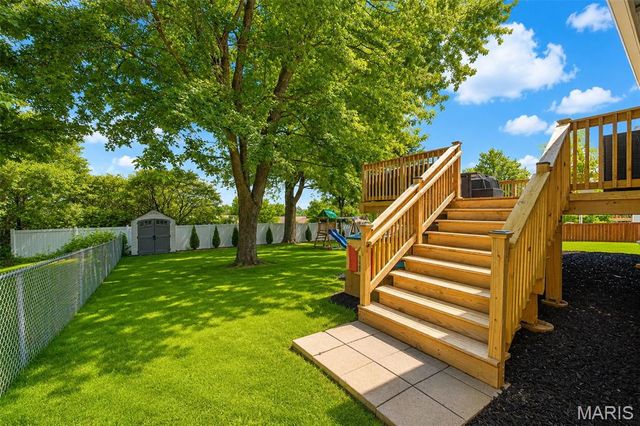 1018 Harvest Home Circle, St Charles, MO 63304
