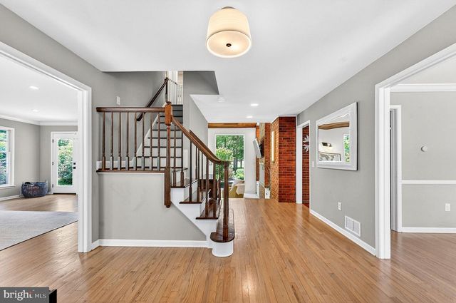 24 BALSAM CT, Lawrenceville, NJ 08648