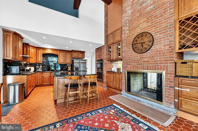 24 BALSAM CT, Lawrenceville, NJ 08648