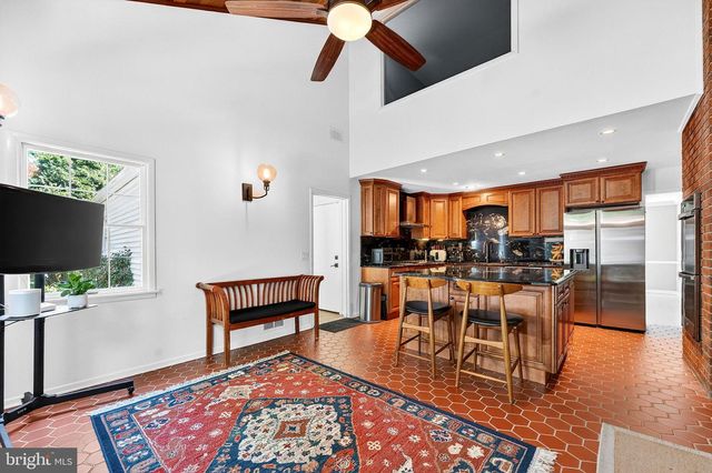 24 BALSAM CT, Lawrenceville, NJ 08648