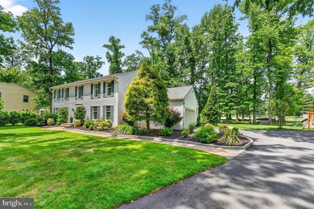 24 BALSAM CT, Lawrenceville, NJ 08648