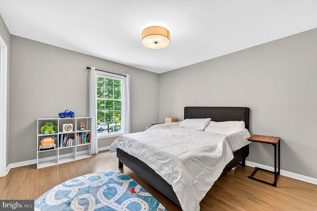 24 BALSAM CT, Lawrenceville, NJ 08648
