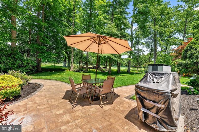 24 BALSAM CT, Lawrenceville, NJ 08648