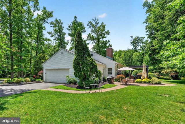 24 BALSAM CT, Lawrenceville, NJ 08648