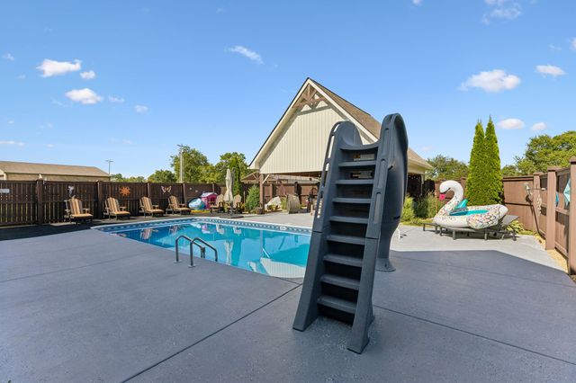 1953 Franklin Pike, Lewisburg, TN 37091