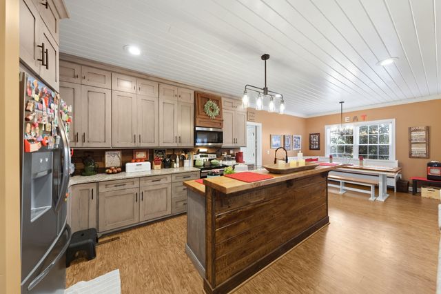 1953 Franklin Pike, Lewisburg, TN 37091
