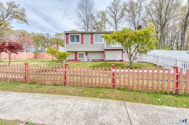 1 Gem Drive, Windham, CT 06226
