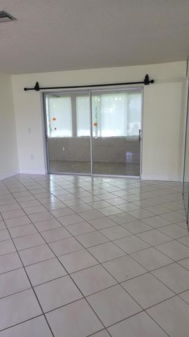 2590 NW 98th Avenue, Sunrise, FL 33322
