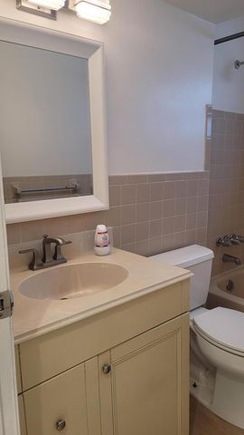 2590 NW 98th Avenue, Sunrise, FL 33322