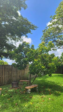 2590 NW 98th Avenue, Sunrise, FL 33322