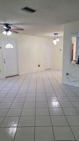 2590 NW 98th Avenue, Sunrise, FL 33322