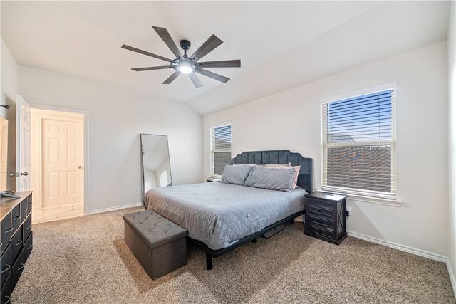 9621 English Oak Dr, Corpus Christi, TX 78410