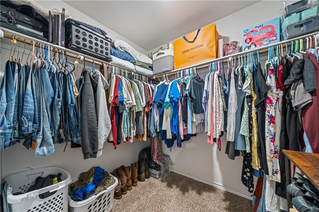 9621 English Oak Dr, Corpus Christi, TX 78410