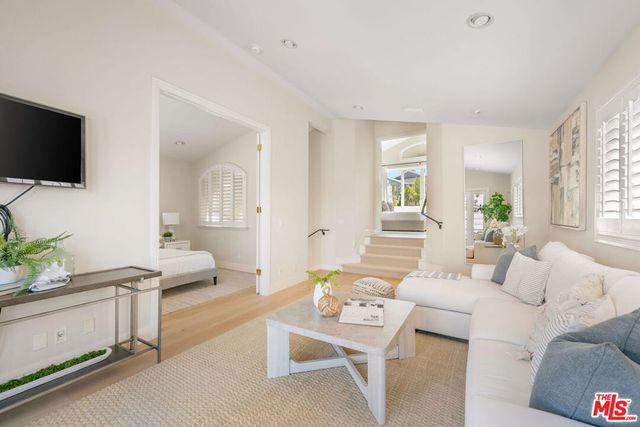 707 Jasmine Avenue, Corona Del Mar, CA 92625