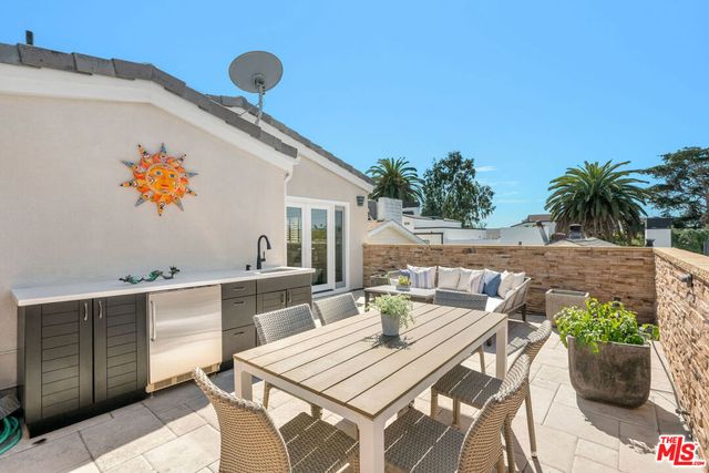 707 Jasmine Avenue, Corona Del Mar, CA 92625