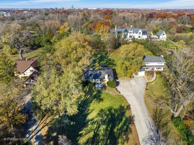 6 Pine Hill Lane, Oak Brook, IL 60523