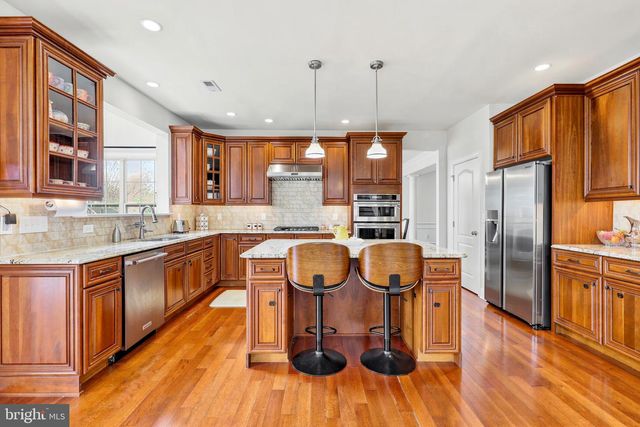 472 CALDWELL LN, Horsham, PA 19044