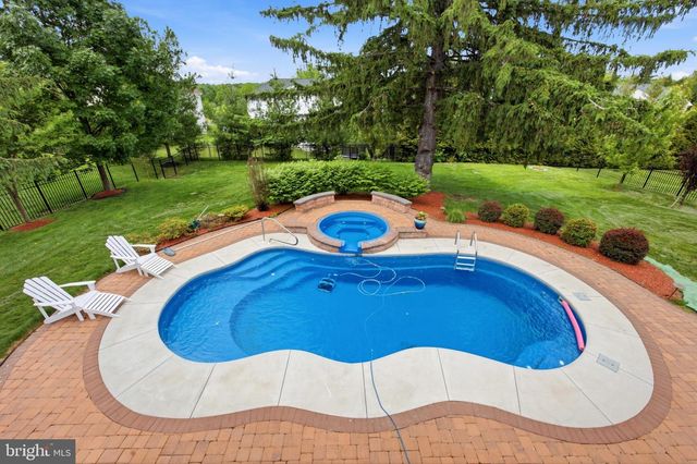 472 CALDWELL LN, Horsham, PA 19044