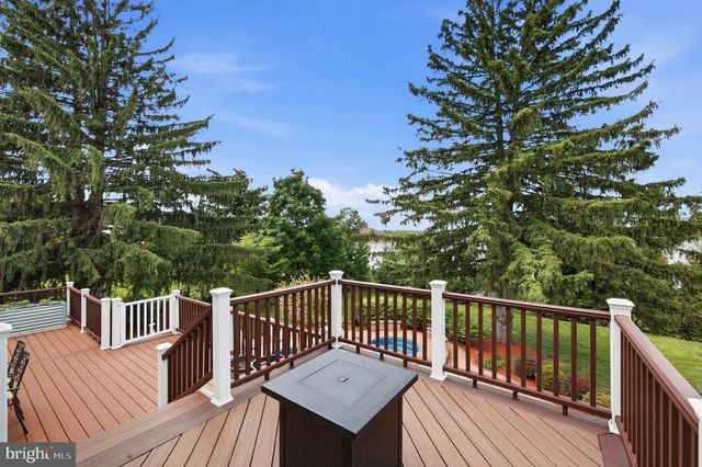 472 CALDWELL LN, Horsham, PA 19044