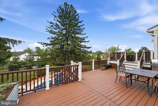 472 CALDWELL LN, Horsham, PA 19044