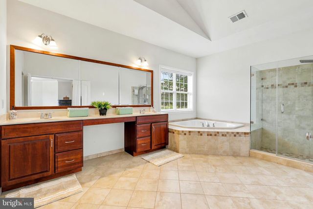 472 CALDWELL LN, Horsham, PA 19044