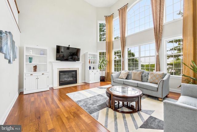 472 CALDWELL LN, Horsham, PA 19044