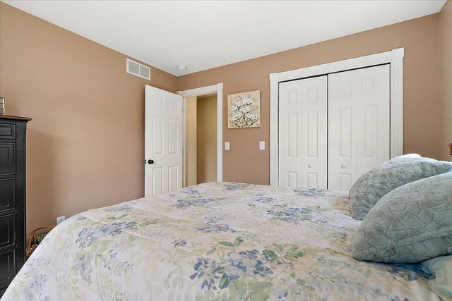 275 Bay Haven Avenue, Holland, MI 49424