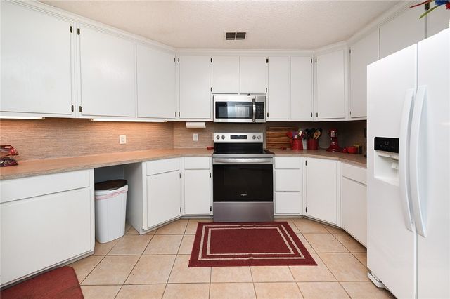 2101 Capeheart St, Ingleside, TX 78362