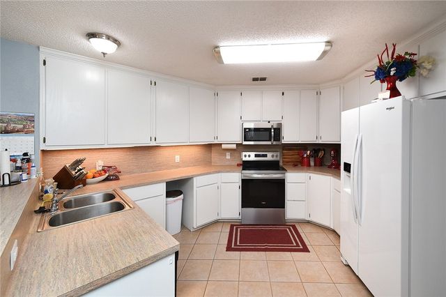 2101 Capeheart St, Ingleside, TX 78362