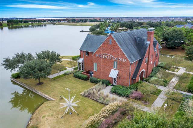 19542 Star Haven Drive, Cypress, TX 77433