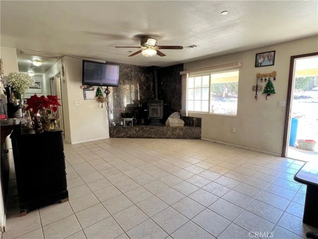 29710 123rd Street East, Pearblossom, CA 93553