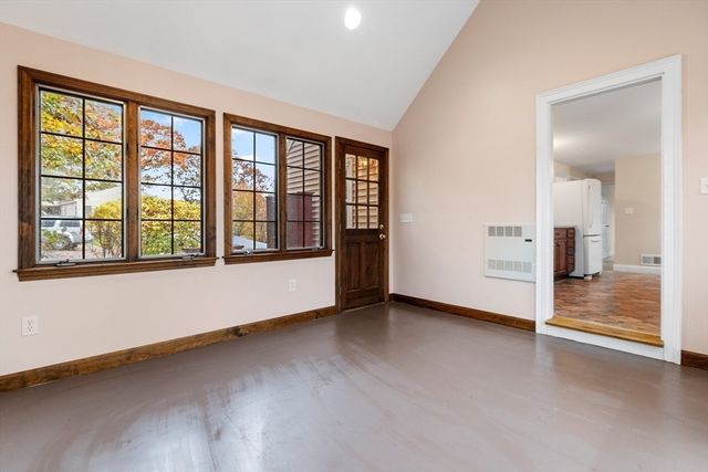 30 Amherst Rd, Marblehead, MA 01945