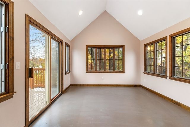 30 Amherst Rd, Marblehead, MA 01945