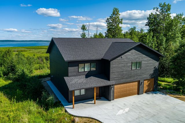10660 NW Waters Edge Drive, Walker, MN 56484