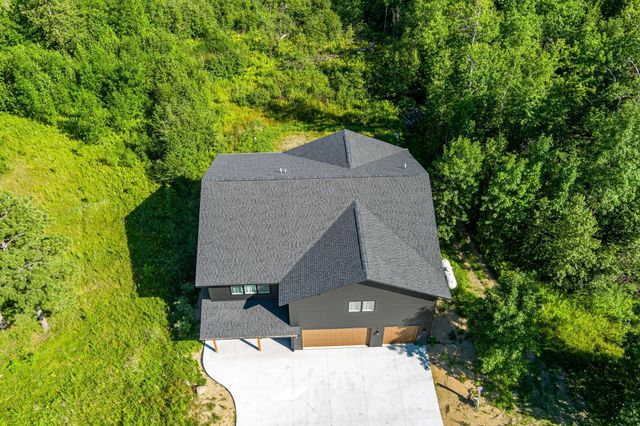 10660 NW Waters Edge Drive, Walker, MN 56484