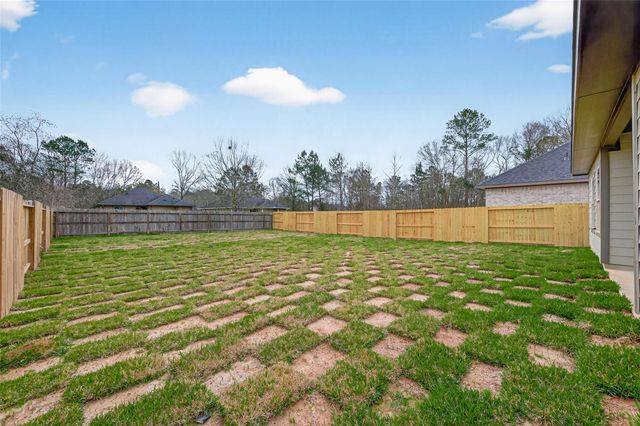 1107 Lyle W Avenue, Cleveland, TX 77327