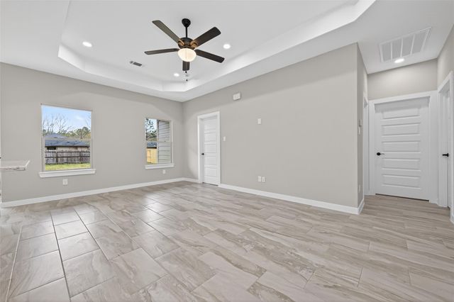 1107 Lyle W Avenue, Cleveland, TX 77327